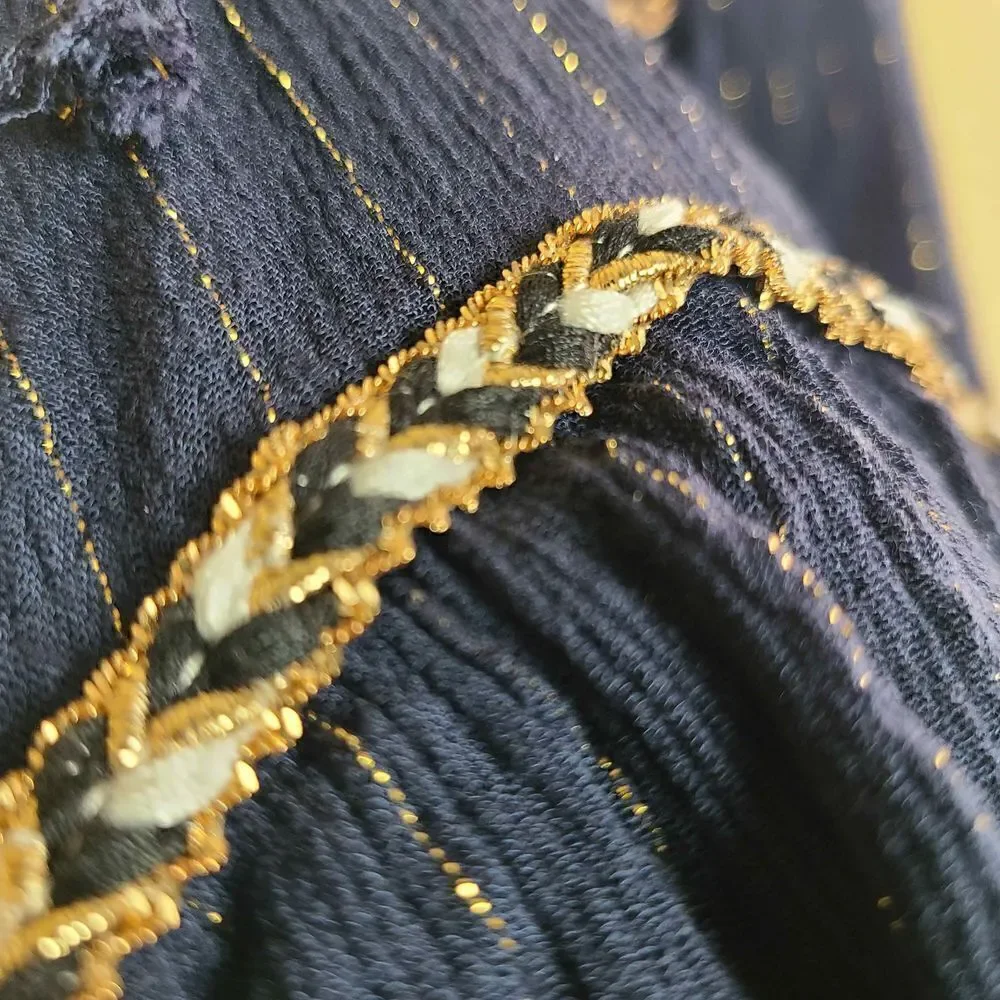 LF Three Days High Low Top - Picture 5 of 8